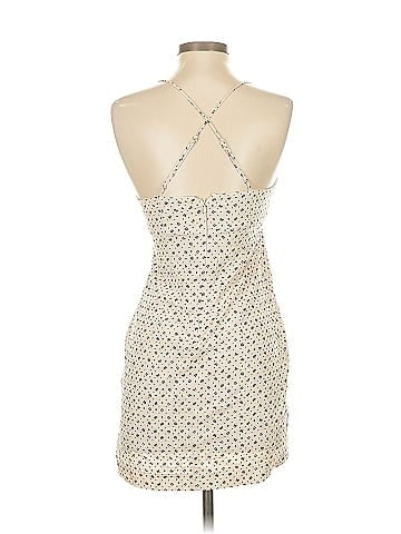 Urban Outfitters Casual Dress (view 2)