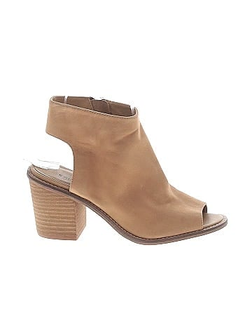 Chinese Laundry Heels (view 1)