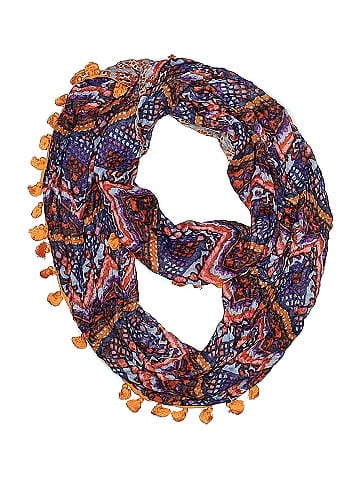 Fraas Scarf (view 1)