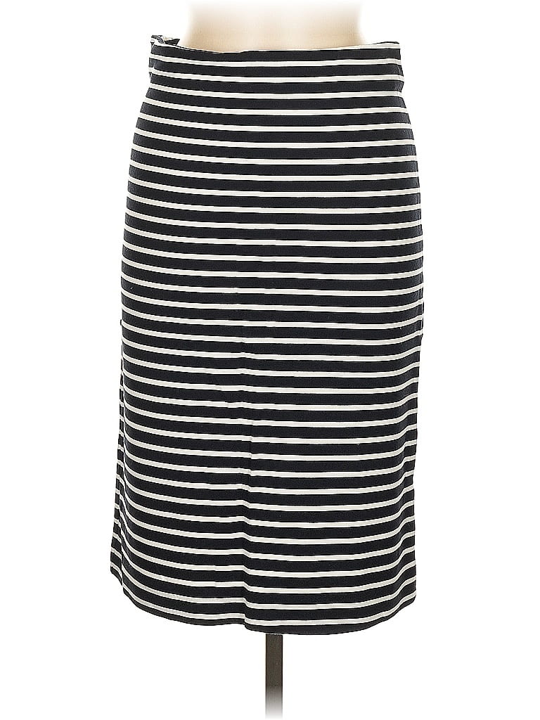 Click to view more detailed imagery on our partner's website Pre-owned Banana Republic Casual Skirt In Black