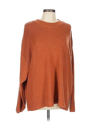 FP BEACH Pullover Sweater (view 1)
