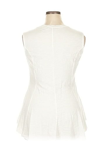 Eri + Ali Sleeveless Blouse (view 2)