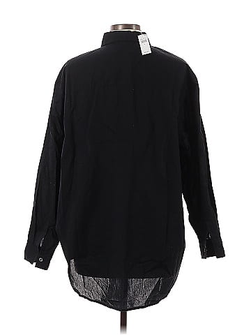 Gap Long Sleeve Button-Down Shirt (view 2)