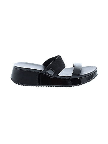 Kenneth Cole REACTION Sandals (view 1)