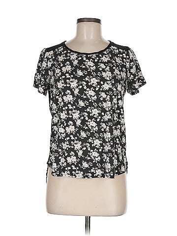 Old Navy Short Sleeve T-Shirt (view 1)