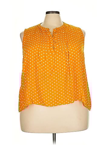 Fun2Fun Sleeveless Blouse (view 1)