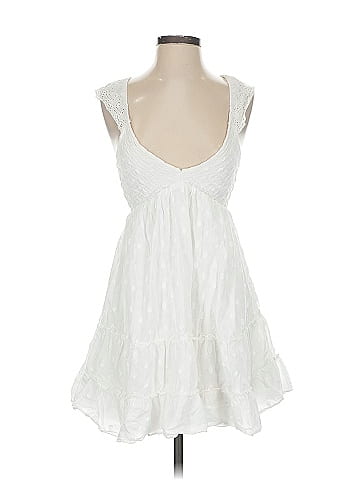 Urban Outfitters Casual Dress (view 1)