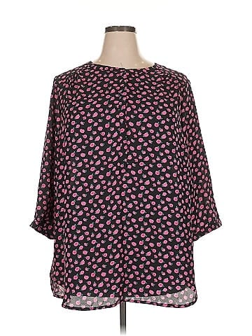 Carolina Belle 3/4 Sleeve Blouse (view 1)