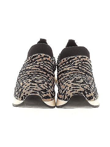 Kenneth Cole REACTION Sneakers (view 2)