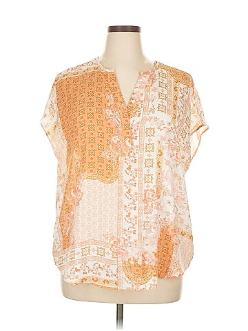 Cupcakes & Cashmere Short Sleeve Blouse (view 1)