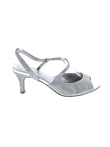 Kelly & Katie Heels (view 1)