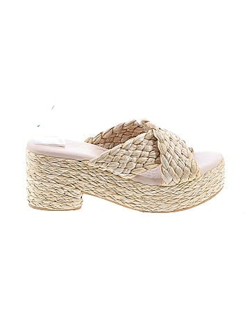 Beach By Matisse Sandals (view 1)