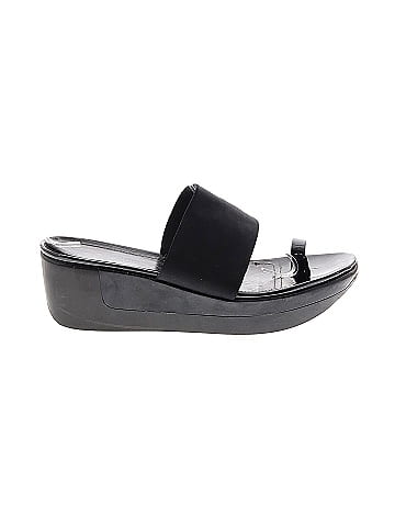 Kenneth Cole REACTION Wedges (view 1)