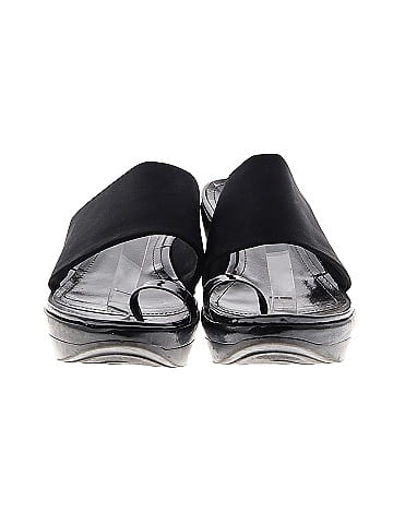Kenneth Cole REACTION Wedges (view 2)