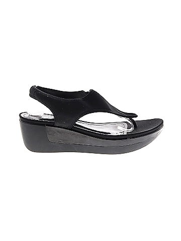 Kenneth Cole REACTION Wedges (view 1)