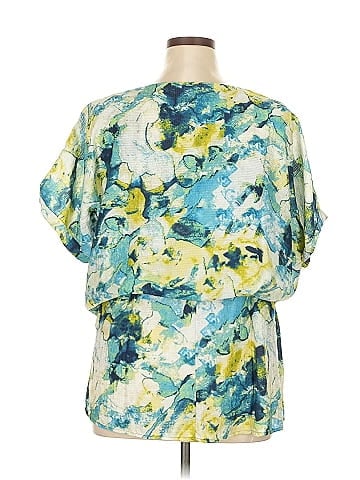 A La Carte Short Sleeve Blouse (view 2)
