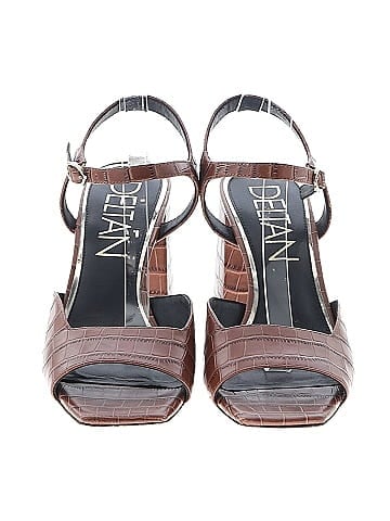 Deltan Heels (view 2)