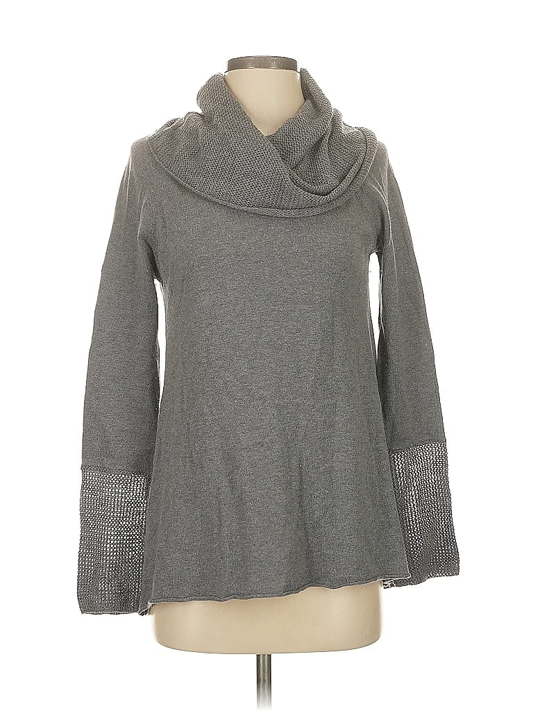 Click to view more detailed imagery on our partner's website Pre-owned Subtle Luxury Turtleneck Sweater In Gray