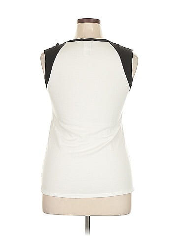 Harley Davidson Sleeveless Top (view 2)