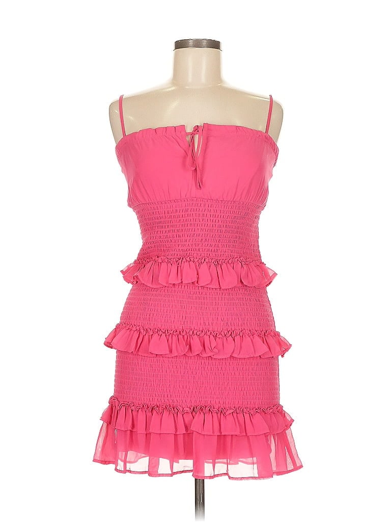 Pre-owned Guess Cocktail Dress In Pink