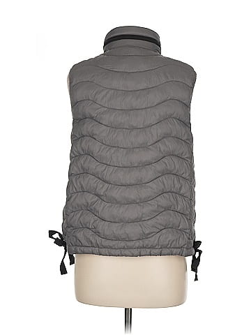 Bernardo Vest (view 2)