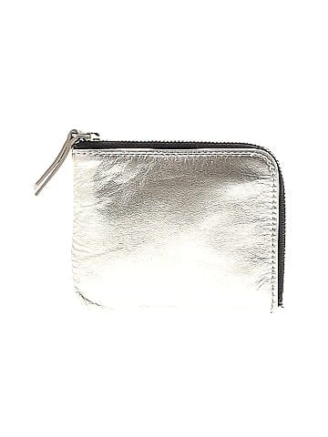 Unbranded Wallet (view 1)