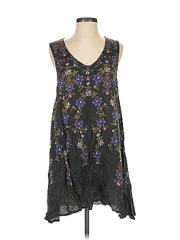 Urban Outfitters Casual Dress (view 1)