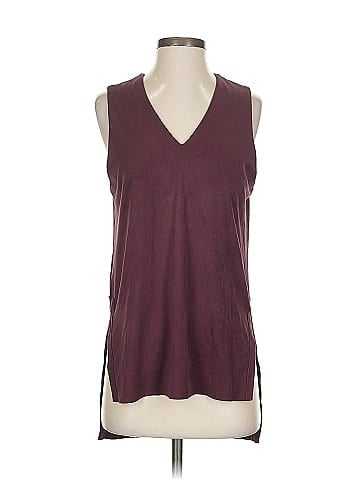 Feel The Piece Sleeveless Top (view 1)