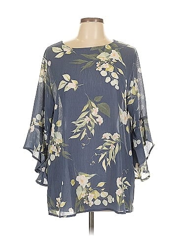North Style 3/4 Sleeve Blouse (view 1)