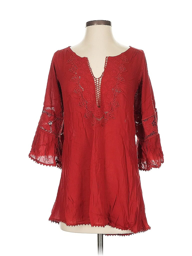 Click to view more detailed imagery on our partner's website Pre-owned L Space By Monica Wise 3/4 Sleeve Blouse In Burgundy