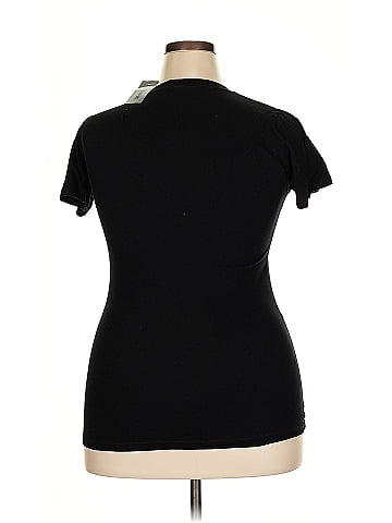 Hot Topic Short Sleeve T-Shirt (view 2)