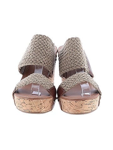 Crown Vintage Wedges (view 2)