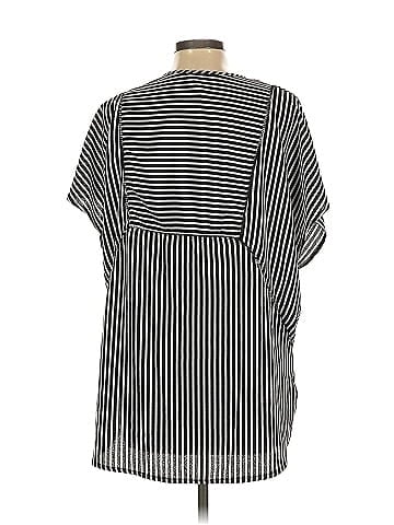 Xhilaration Short Sleeve Blouse (view 2)