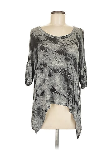 Pleione 3/4 Sleeve Top (view 1)