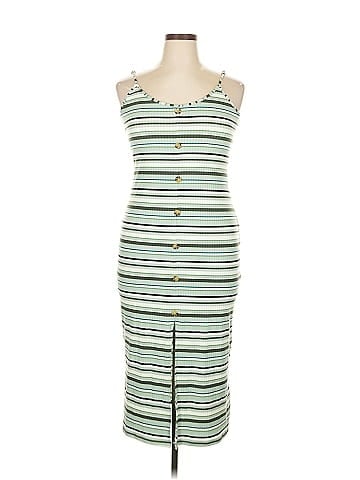 No Boundaries Casual Dress (view 1)