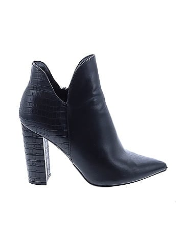 Qupid Ankle Boots (view 1)