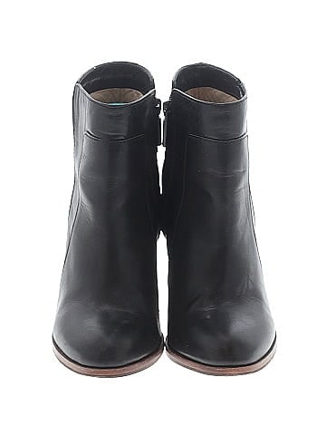 Pour La Victoire Ankle Boots (view 2)