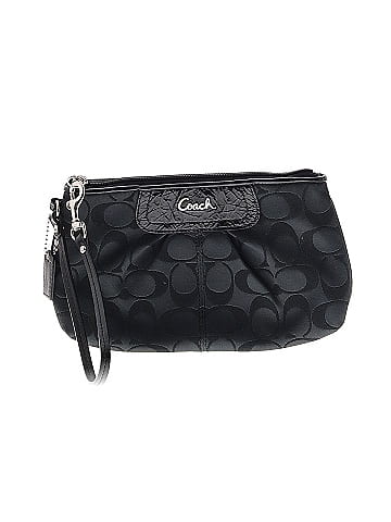 Coach Wristlet (view 1)