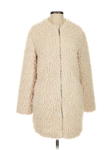 BB Dakota Coat (view 1)