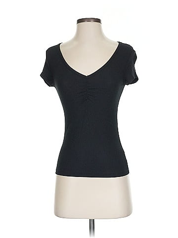 American Eagle Outfitters Short Sleeve T-Shirt (view 1)