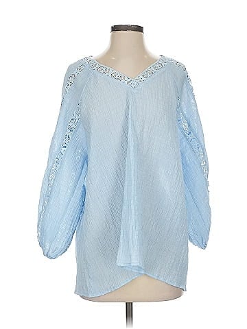 Easel 3/4 Sleeve Blouse (view 1)