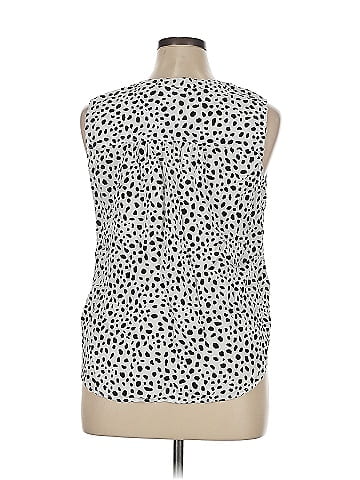 Liz Claiborne Sleeveless Blouse (view 2)