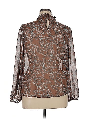 a.n.a. A New Approach Long Sleeve Blouse (view 2)