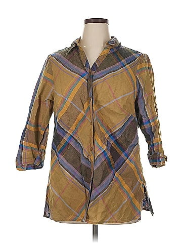 Richard Malcom 3/4 Sleeve Button-Down Shirt (view 1)