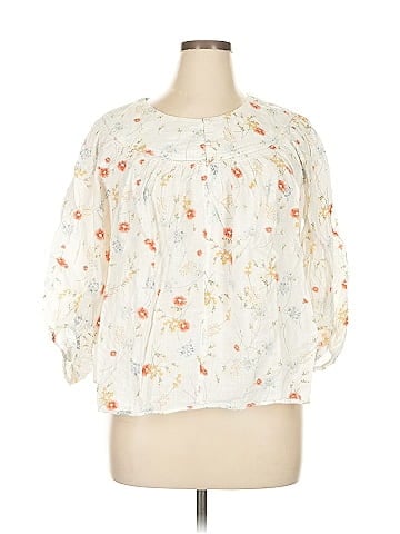 a.n.a. A New Approach 3/4 Sleeve Blouse (view 1)