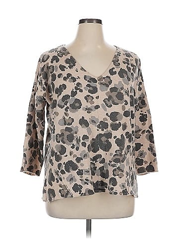Democracy 3/4 Sleeve Blouse (view 1)