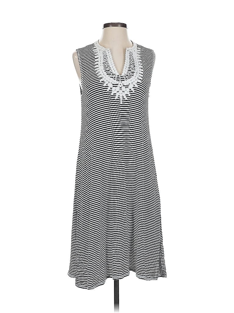 Pre-owned Max Studio Casual Dress In Gray