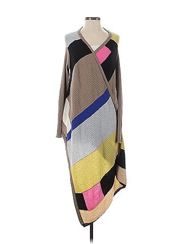 Sparrow Poncho (view 1)