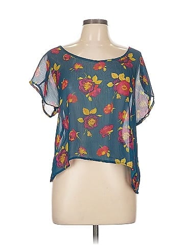 Xhilaration Short Sleeve Blouse (view 1)