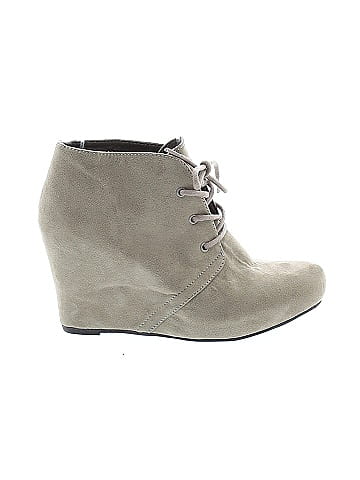 X-Appeal Wedges (view 1)